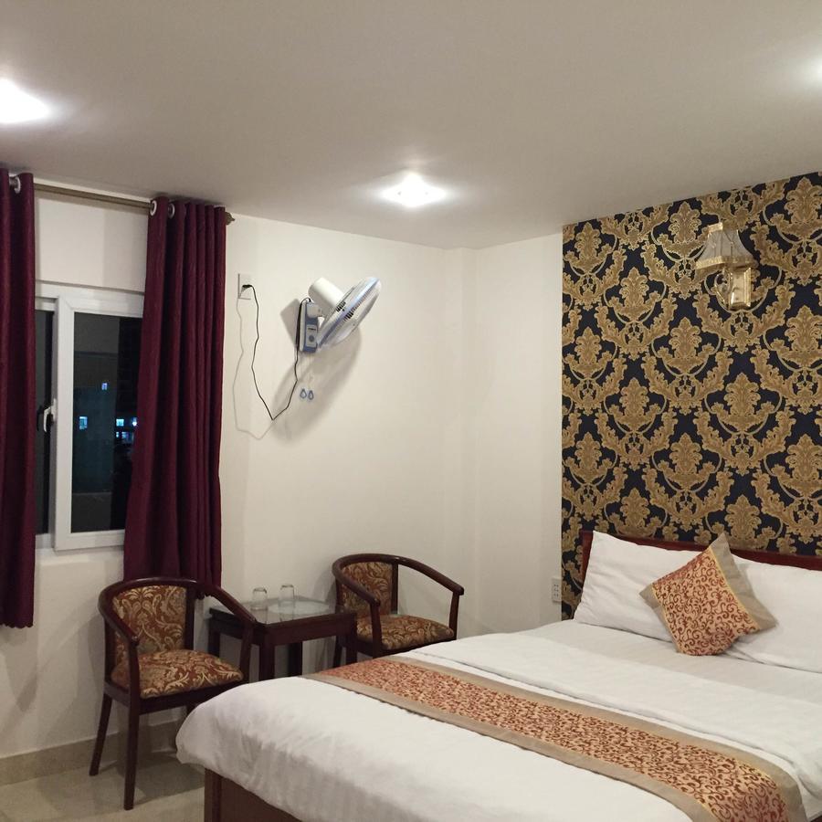 Huy Hoang 1 Hotel Ho Chi Minh City Exterior photo